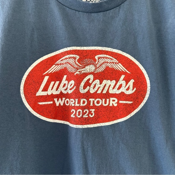 Luke Combs Wings World Tour 2023 Blue T-Shirt Unisex/Men's Size Medium Band Tee - Picture 3 of 16